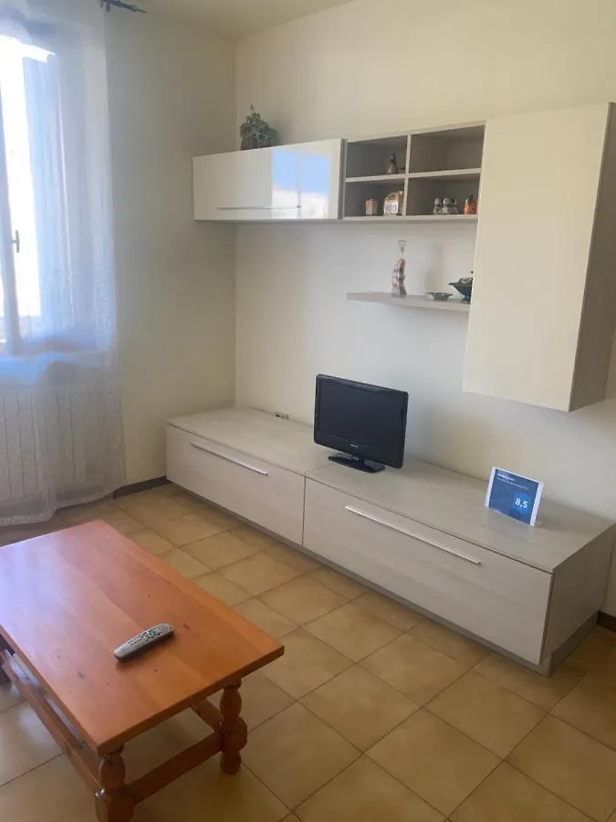 La Piscina Villa Marina di Massa Holiday home